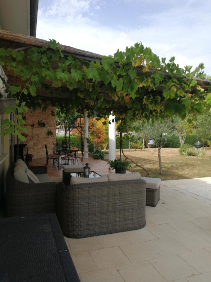 Au Doux Repos Bed & Breakfast Lucbardez-et-Bargues Екстериор снимка